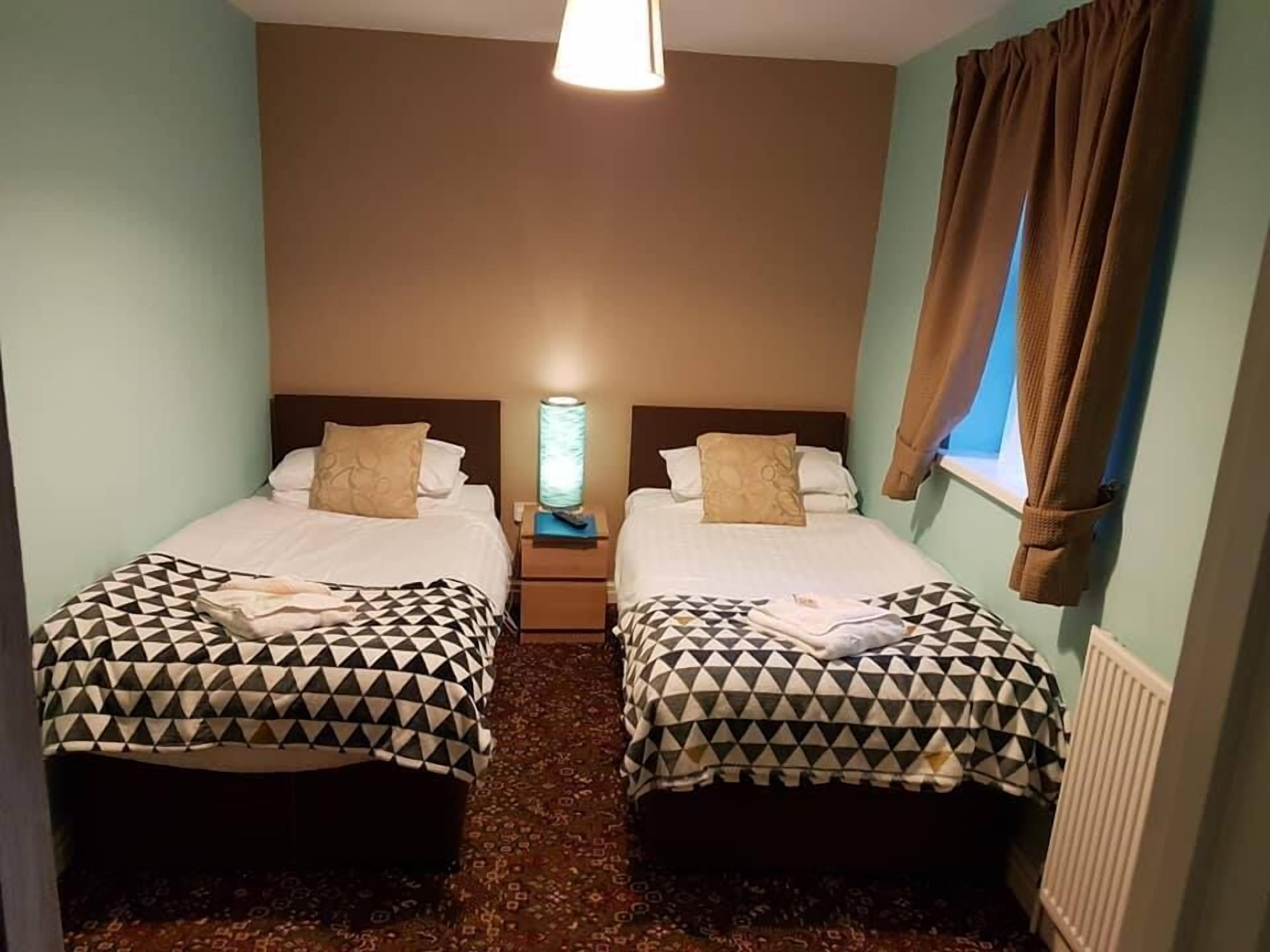 Denville Hotel — Photos 2